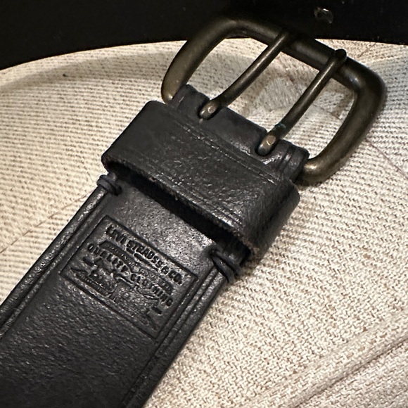 Levis Strauss Black Leather Belt for Men Size M - Picture 2 of 9